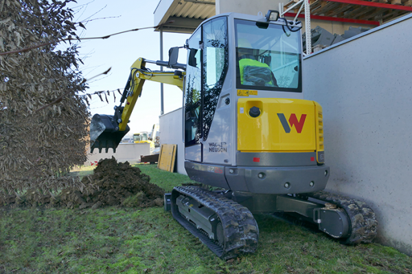 Wacker Neuson EZ26 Digging