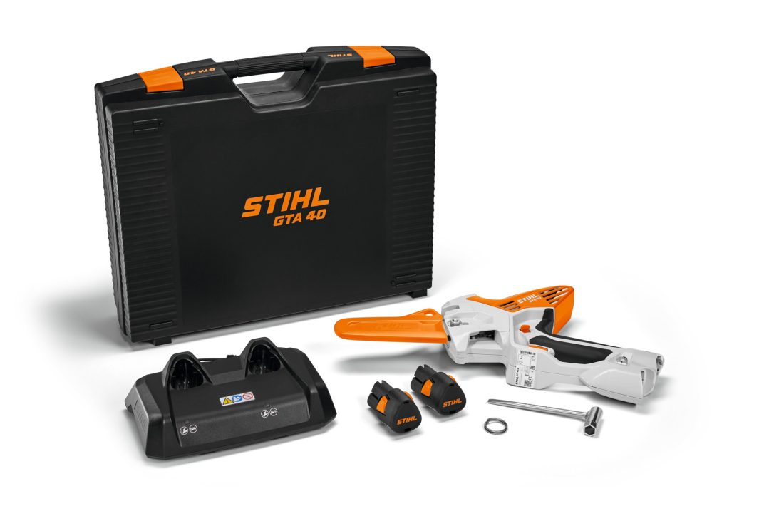 Stihl GTA 40 Battery Pruner Kit 1 Stihl GTA 40 kit